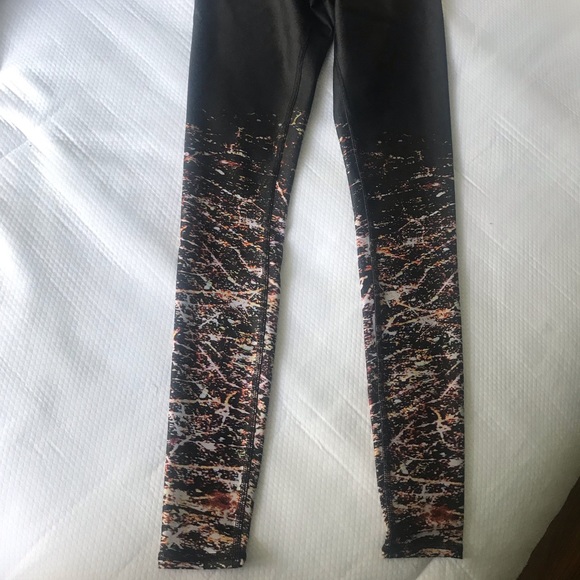 ALO Yoga Tech Lift Airbrush Legging City Light - Picture 2 of 8